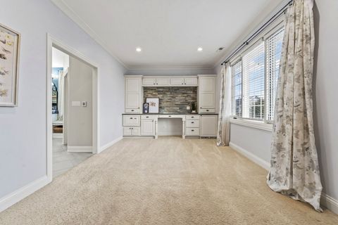 Tiny photo for 6209 Whiteoak Drive, McHenry, IL 60050 (MLS # 12516532)