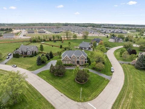 Tiny photo for 6209 Whiteoak Drive, McHenry, IL 60050 (MLS # 12516532)