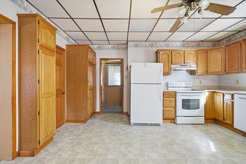 Tiny photo for 429 W Owsley Street, Chenoa, IL 61726 (MLS # 12563965)