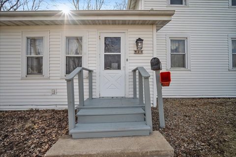 Tiny photo for 429 W Owsley Street, Chenoa, IL 61726 (MLS # 12563965)