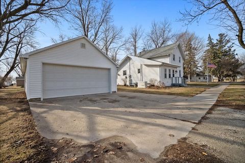 Tiny photo for 429 W Owsley Street, Chenoa, IL 61726 (MLS # 12563965)