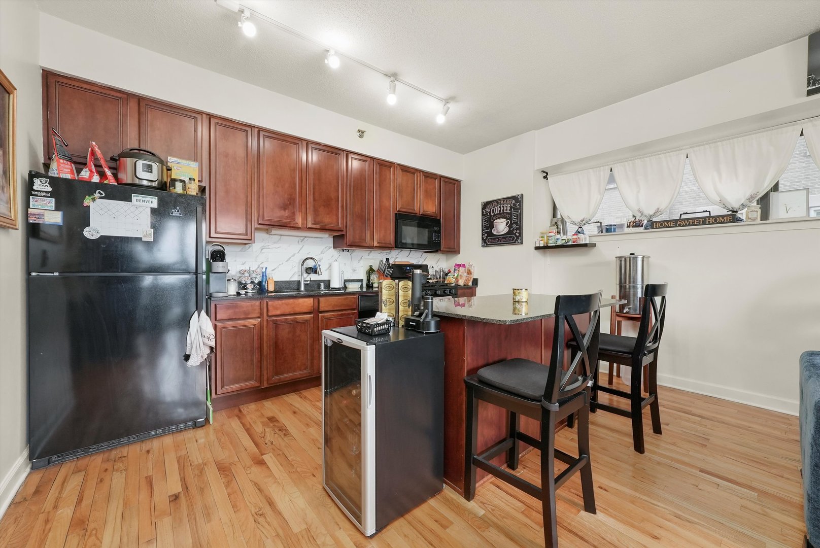 41 E 8th Street 1404