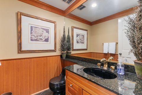 Tiny photo for 501 Rockefeller Road, Lake Forest, IL 60045 (MLS # 12508882)