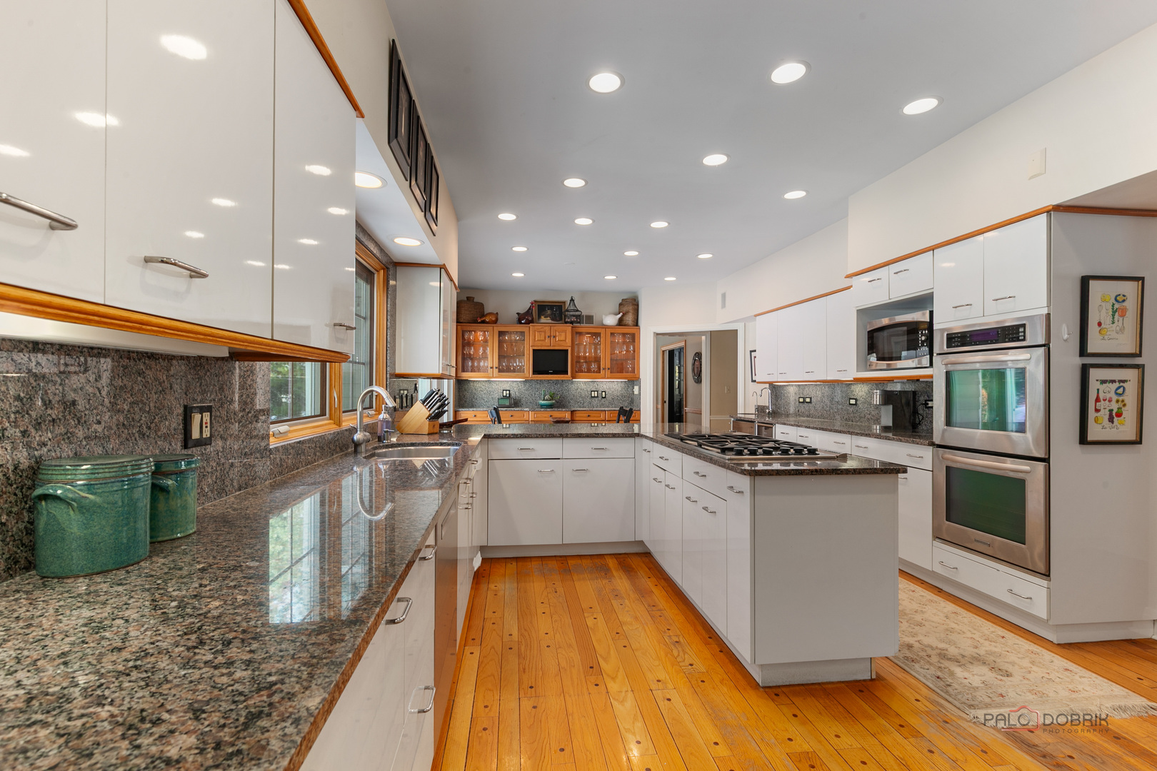 Lake Forest, Illinois 60045, United States, 5 Bedrooms Bedrooms, ,5 BathroomsBathrooms,Residential,Active,242520