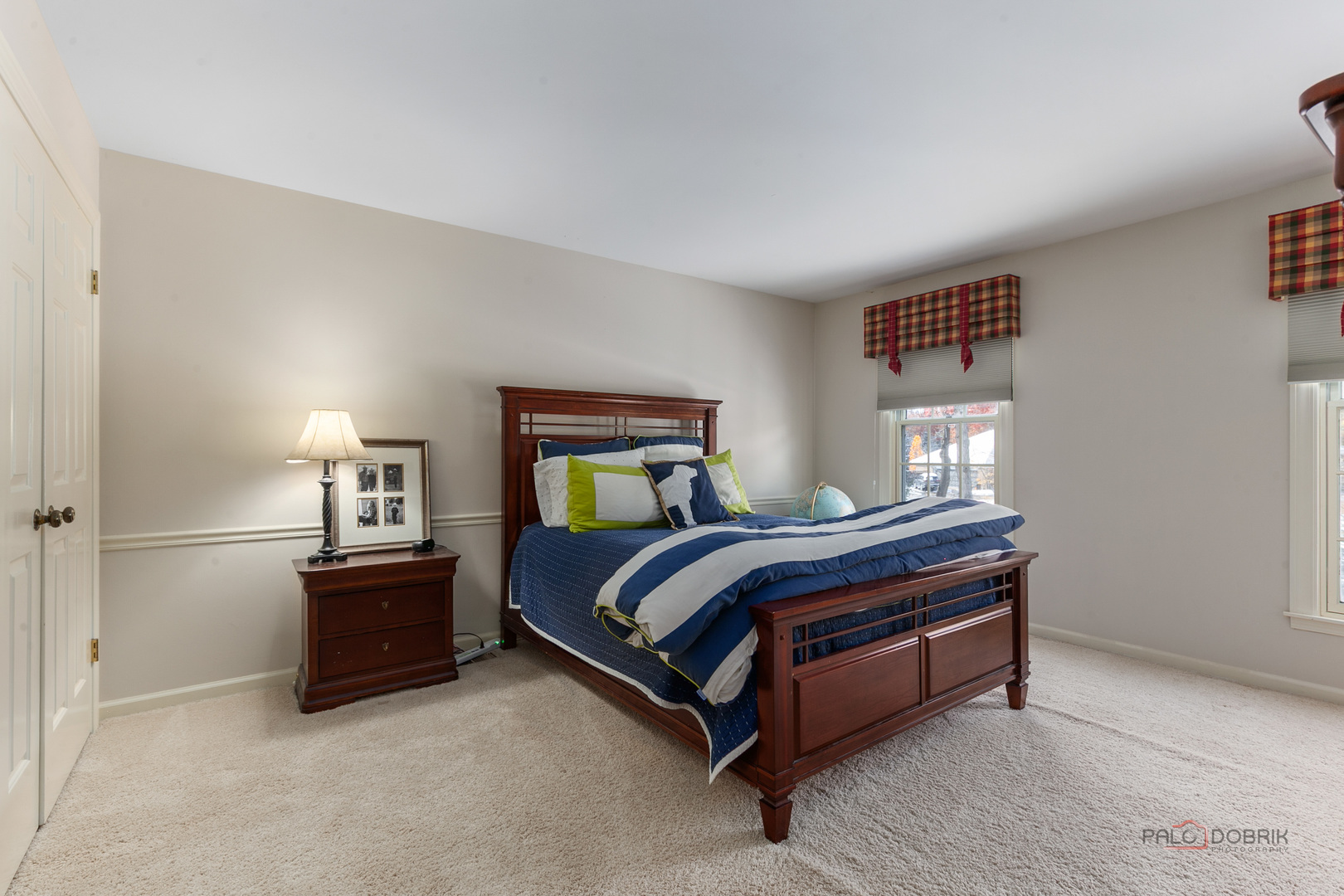 Lake Forest, Illinois 60045, United States, 5 Bedrooms Bedrooms, ,5 BathroomsBathrooms,Residential,Active,242520