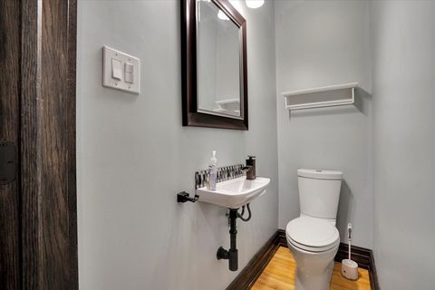 Tiny photo for 1331 W Granville Avenue, Chicago, IL 60660 (MLS # 12353172)