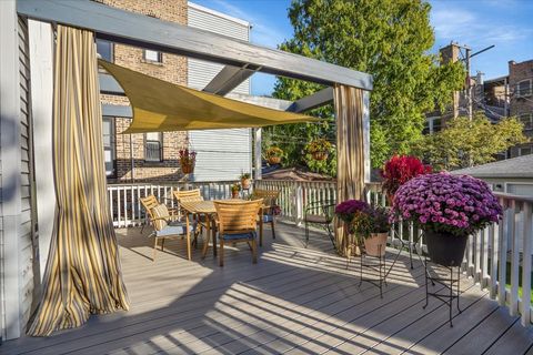 Tiny photo for 1331 W Granville Avenue, Chicago, IL 60660 (MLS # 12353172)
