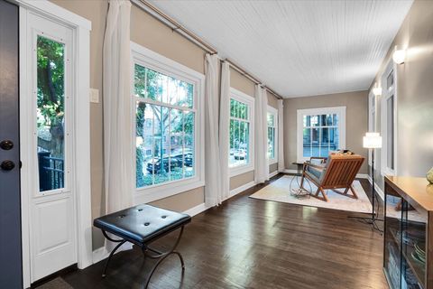 Tiny photo for 1331 W Granville Avenue, Chicago, IL 60660 (MLS # 12353172)