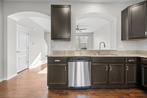 Tiny photo for 64 N Dryden Place, Arlington Heights, IL 60004 (MLS # 12672241)