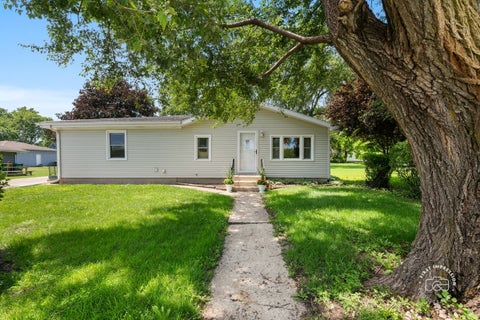 Photo of 517 Stryker Avenue, Joliet, IL 60436 (MLS # 12686646)