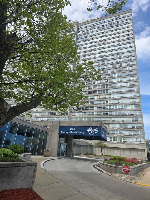 4800 S Chicago Beach Drive 1211N Chicago IL 60615