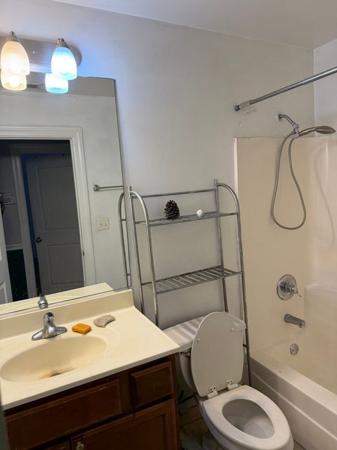 Tiny photo for 5743 S Calumet Avenue #3N, Chicago, IL 60637 (MLS # 12753498)