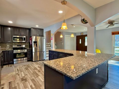 Tiny photo for 2181 PLAINFIELD Drive, Des Plaines, IL 60018 (MLS # 12503853)