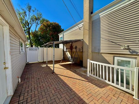 Tiny photo for 2181 PLAINFIELD Drive, Des Plaines, IL 60018 (MLS # 12503853)