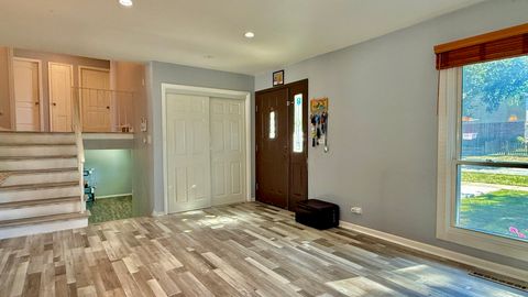 Tiny photo for 2181 PLAINFIELD Drive, Des Plaines, IL 60018 (MLS # 12503853)