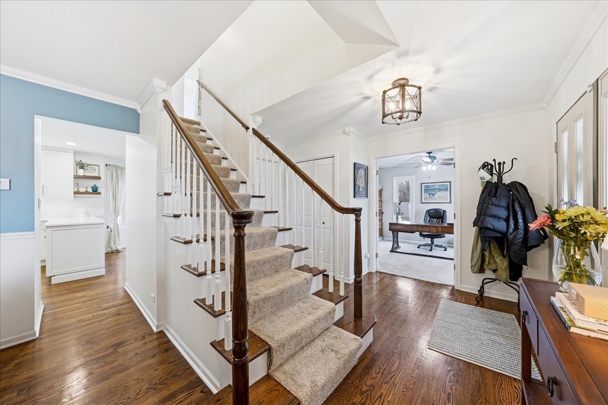 334 E MCKENNA Court