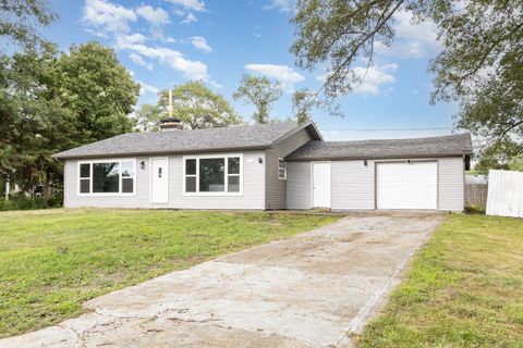 Tiny photo for 1953 Lakewood Drive, Wilmington, IL 60481 (MLS # 12420364)