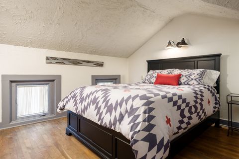 Tiny photo for 326 S 2nd Street, Rockford, IL 61104 (MLS # 12588302)