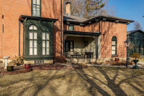 Tiny photo for 326 S 2nd Street, Rockford, IL 61104 (MLS # 12588302)