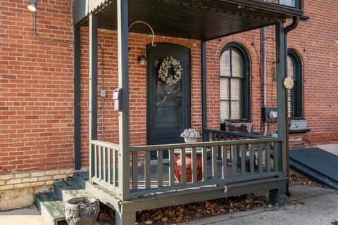 Tiny photo for 326 S 2nd Street, Rockford, IL 61104 (MLS # 12588302)