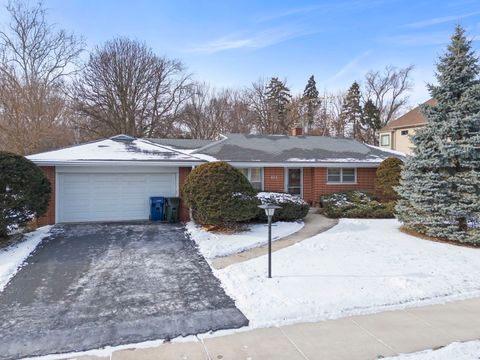 661 Willow Road Naperville IL 60540