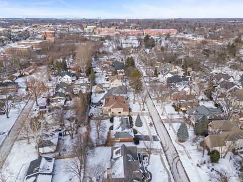 Tiny photo for 661 Willow Road, Naperville, IL 60540 (MLS # 12548456)