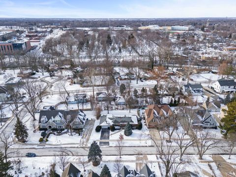 Tiny photo for 661 Willow Road, Naperville, IL 60540 (MLS # 12548456)