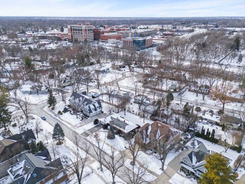 Tiny photo for 661 Willow Road, Naperville, IL 60540 (MLS # 12548456)