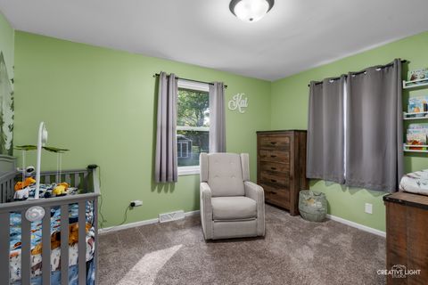 Tiny photo for 123 Terry Drive, Sugar Grove, IL 60554 (MLS # 12485473)