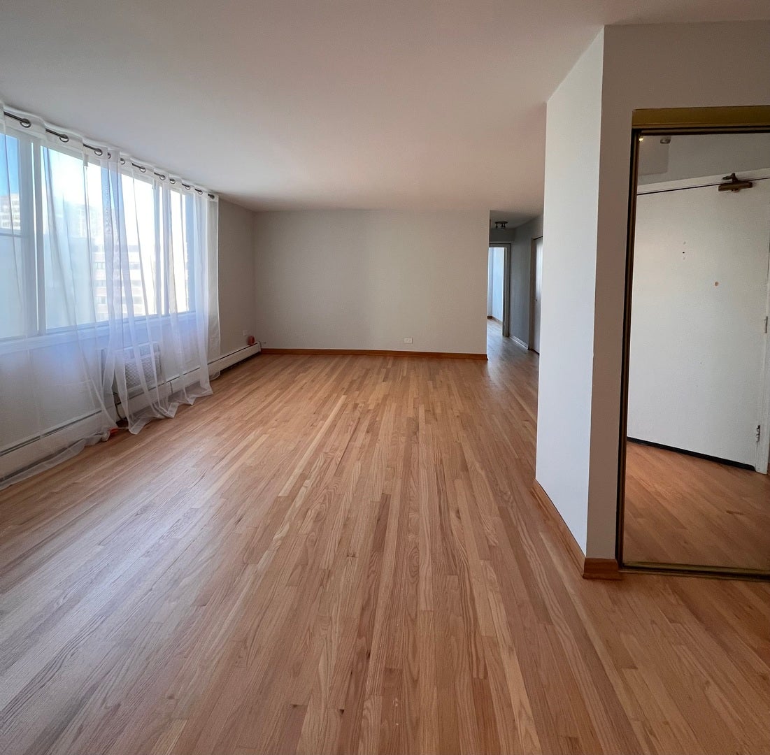 6325 N Sheridan Road 606 - Photo 2