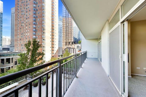 Tiny photo for 21 W CHESTNUT Street #603, Chicago, IL 60611 (MLS # 12794482)