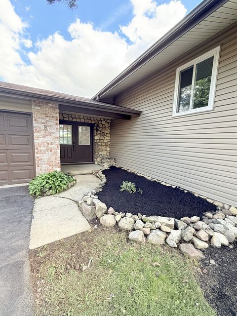 Tiny photo for 5 Derbyshire Court, Bolingbrook, IL 60440 (MLS # 12488024)