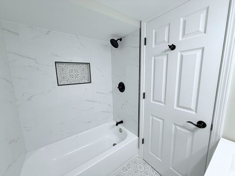 Tiny photo for 5 Derbyshire Court, Bolingbrook, IL 60440 (MLS # 12488024)