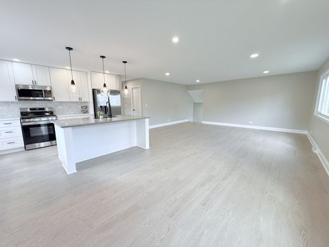 Tiny photo for 5 Derbyshire Court, Bolingbrook, IL 60440 (MLS # 12488024)
