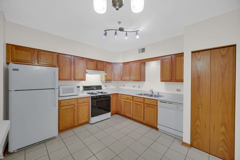 Tiny photo for 18065 Harwood Avenue #A, Homewood, IL 60430 (MLS # 12522607)