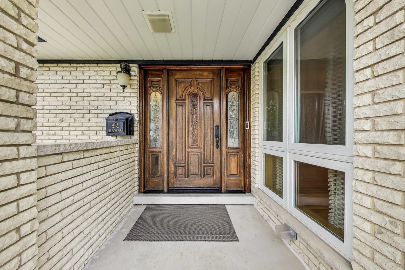 835 TOMAWADEE Lane