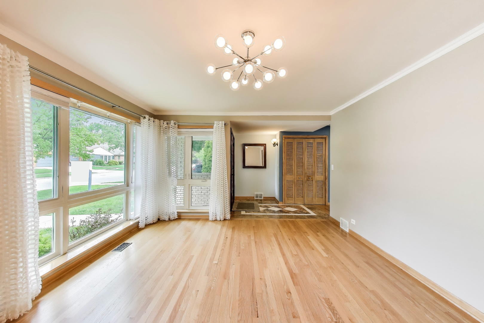 835 TOMAWADEE Lane