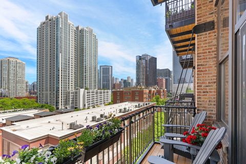 Tiny photo for 616 W Fulton Street #503, Chicago, IL 60661 (MLS # 12528955)