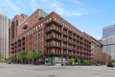 Photo of 616 W Fulton Street #503, Chicago, IL 60661 (MLS # 12528955)