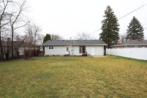 Tiny photo for 230 Princeton Street, Hoffman Estates, IL 60169 (MLS # 12590682)