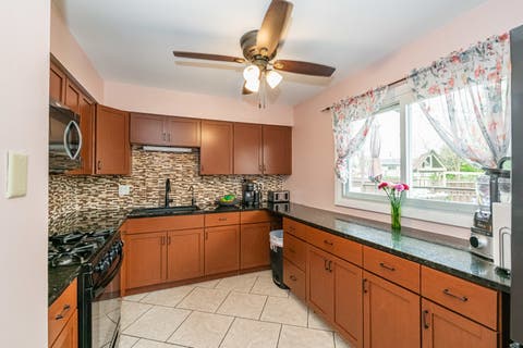 Tiny photo for 810 Oakton Avenue, Romeoville, IL 60446 (MLS # 12693568)
