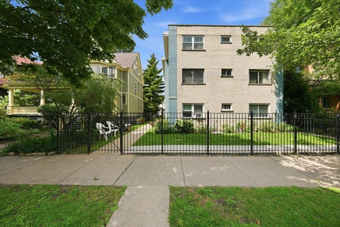 Tiny photo for 4746 N Paulina Street #1E, Chicago, IL 60640 (MLS # 12725099)