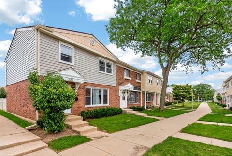 Tiny photo for 231 Lafayette Street, Wood Dale, IL 60191 (MLS # 12679085)
