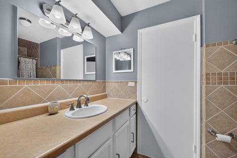 Tiny photo for 231 Lafayette Street, Wood Dale, IL 60191 (MLS # 12679085)