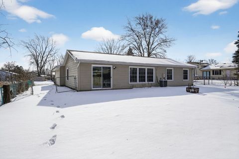 Tiny photo for 1345 Laurie Lane, Hanover Park, IL 60133 (MLS # 12556862)