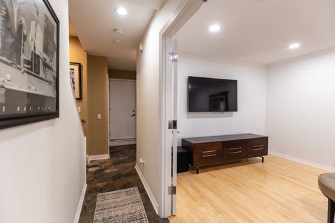 Tiny photo for 1125 W Monroe Street, Chicago, IL 60607 (MLS # 12609422)