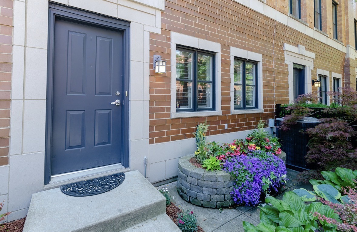 1125 W Monroe Street