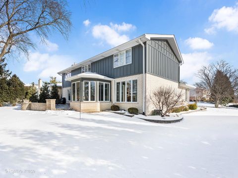 Tiny photo for 2S630 AVENUE CHATEAUX EAST, Oak Brook, IL 60523 (MLS # 12573599)