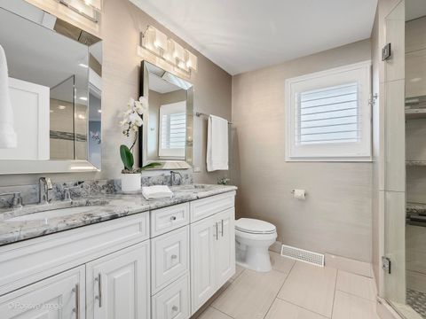 Tiny photo for 2S630 AVENUE CHATEAUX EAST, Oak Brook, IL 60523 (MLS # 12573599)