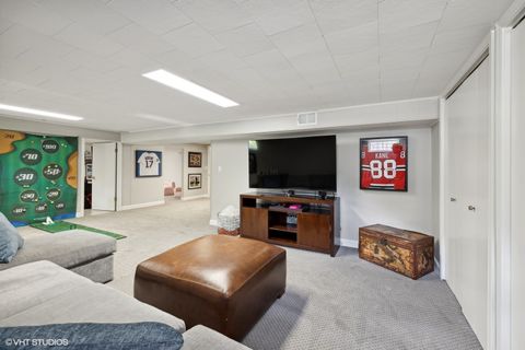 Tiny photo for 2S630 AVENUE CHATEAUX EAST, Oak Brook, IL 60523 (MLS # 12573599)